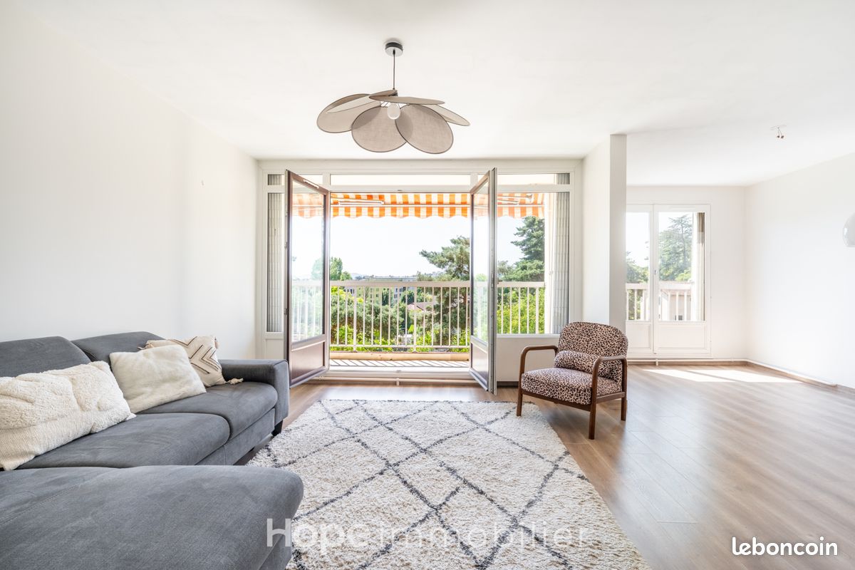 Appartement 3 pièces 81 m² · à Gleizé · 81 m² · 179 000 €