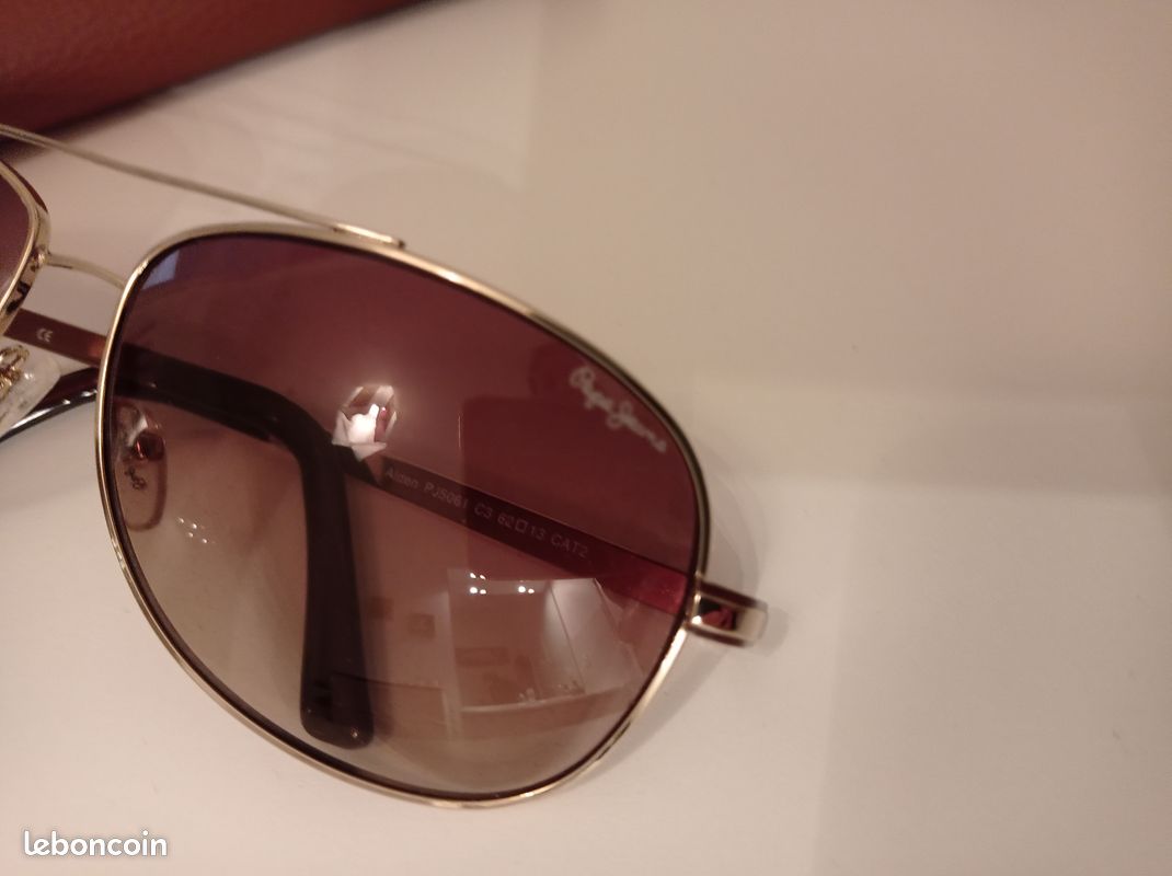 Lunettes De Soleil Pepe Jeans - Monture Ronde Rouge - Neuf Avec étiquettes - Modèle Homme