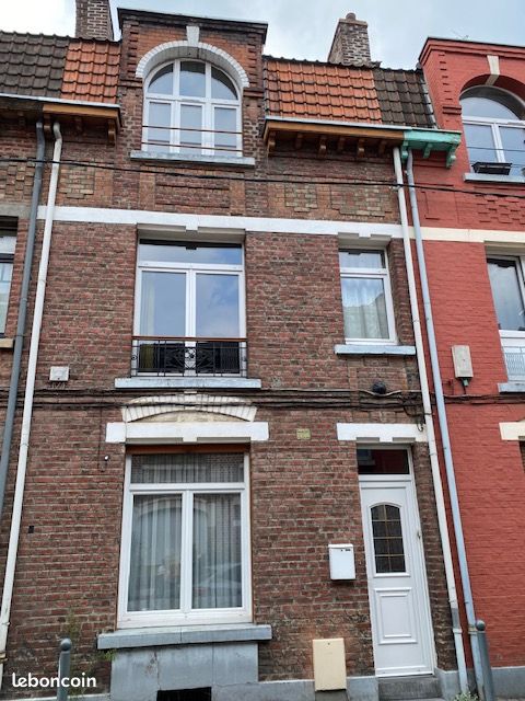 Maison 5 pièces 108 m² · à Lille · 108 m² · 275 000 €
