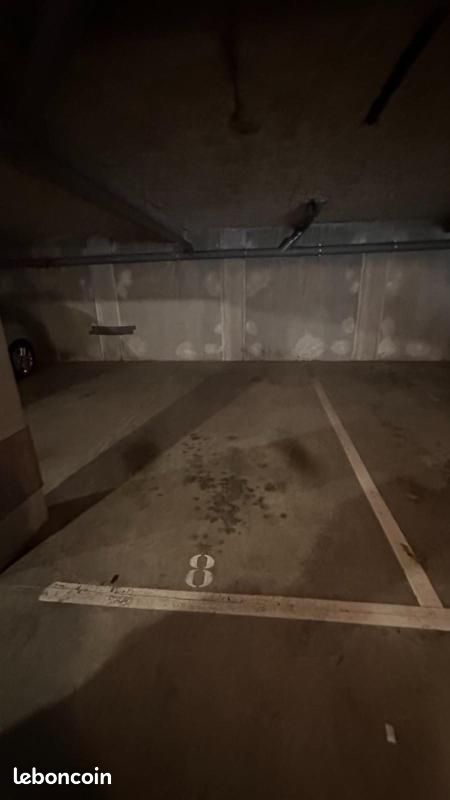 Parking Toulouse · 60 €/mois