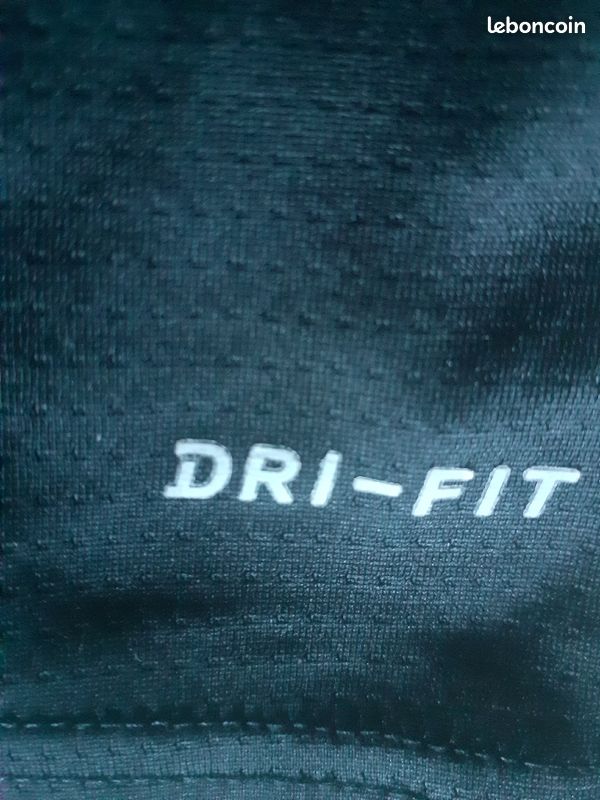 T-shirt NIKE XL enfant (image 3)
