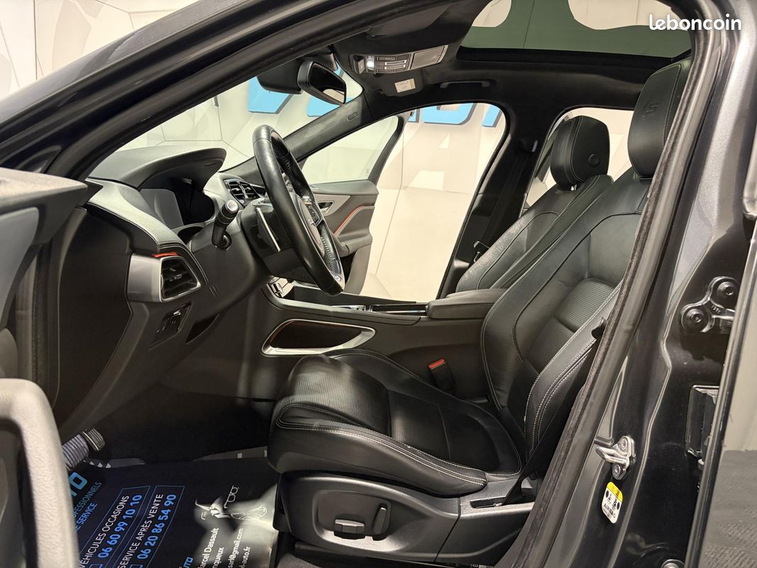 JAGUAR F-PACE 3.0i V6 Suralimenté 380 BVA Stop/Start AWD S (image 7)