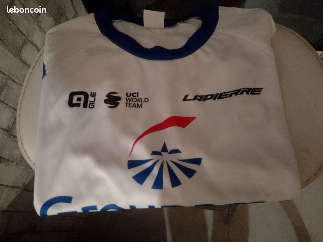 Create a Maillots Tour du France( UCI pro team et world tour ) Tier