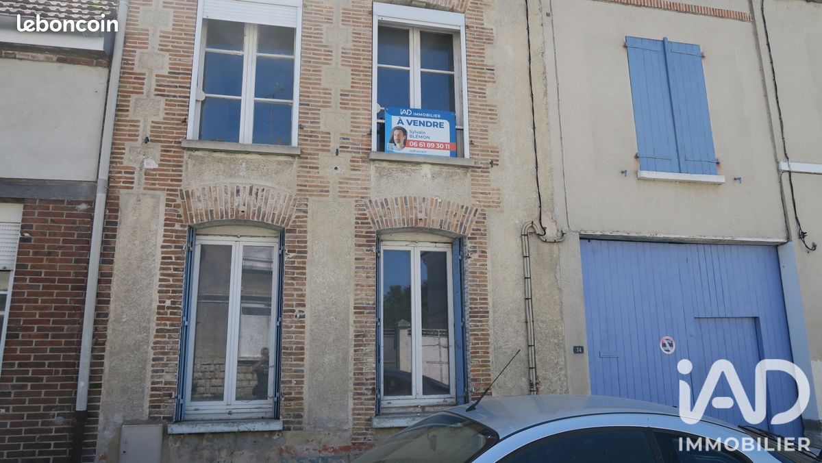 Maison 5 pièces 94 m² · à Fère-Champenoise · 94 m² · 49 900 €