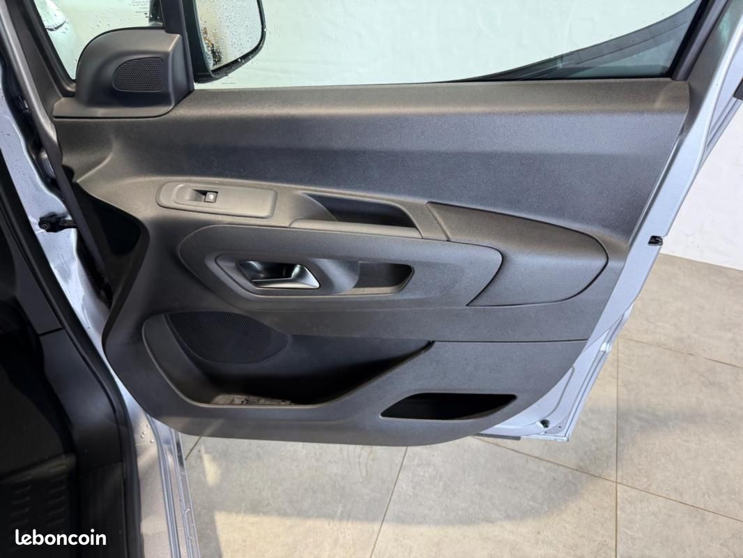 Citroën Berlingo VAN M DIESEL 130 CH AUT. XTR (image 27)