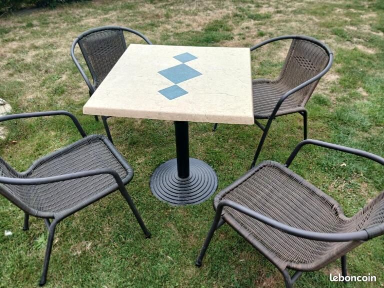 Table + 4 chaises (image 2)