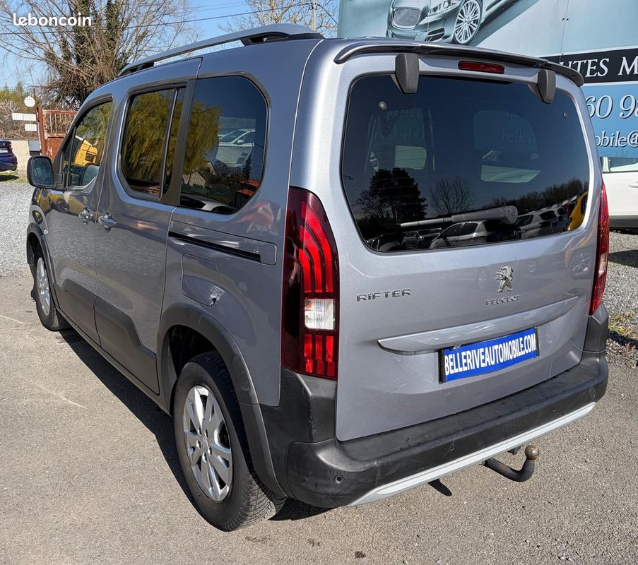 Peugeot RIFTER 1.5 BLUEHDI 130CH S&S STANDARD ALLURE PACK (image 3)