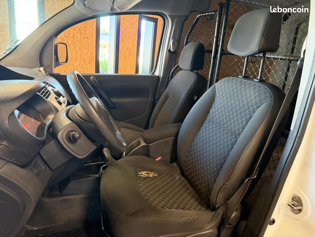 Renault Kangoo 1.5 DCI 85 COMPACT (image 16)