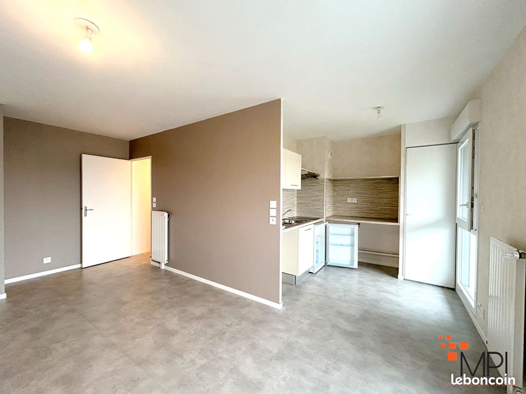 Appartement 2 pièces 45 m² · à L'Hermitage · 45 m² · 700 €/mois