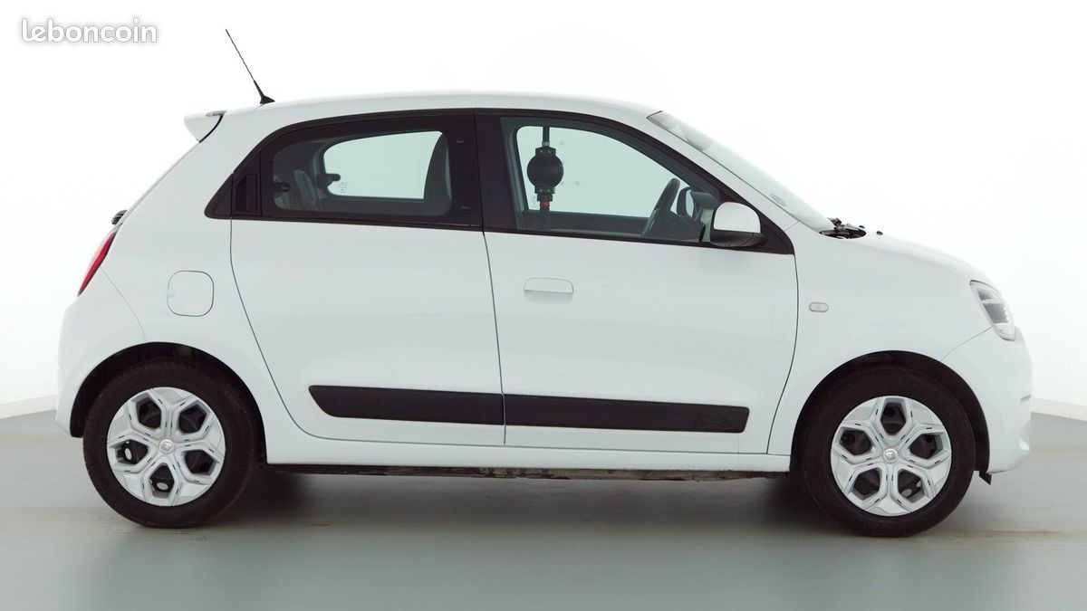 Renault twingo iii achat integral 21 zen (image 7)