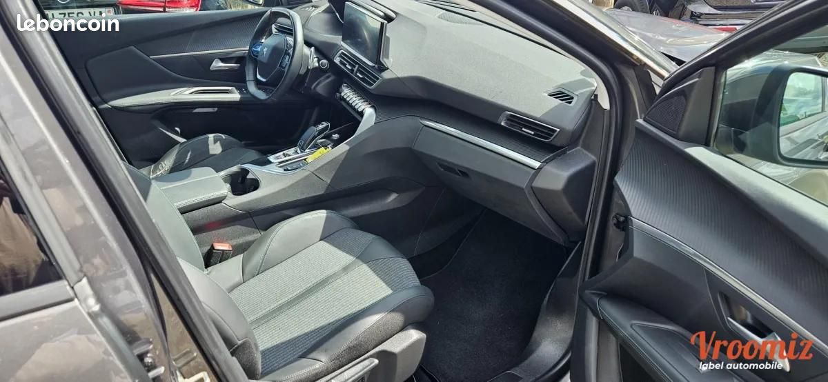 Peugeot 3008 GENERATION-II 1.5 BLUEHDI 130 ALLURE EAT BVA START-STOP (image 15)