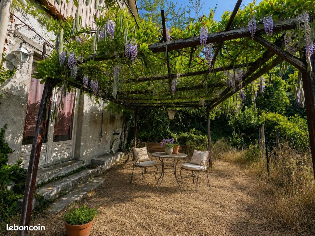 Maison 2 pièces 61 m² · à Vailhauquès · 61 m² · 253 000 €