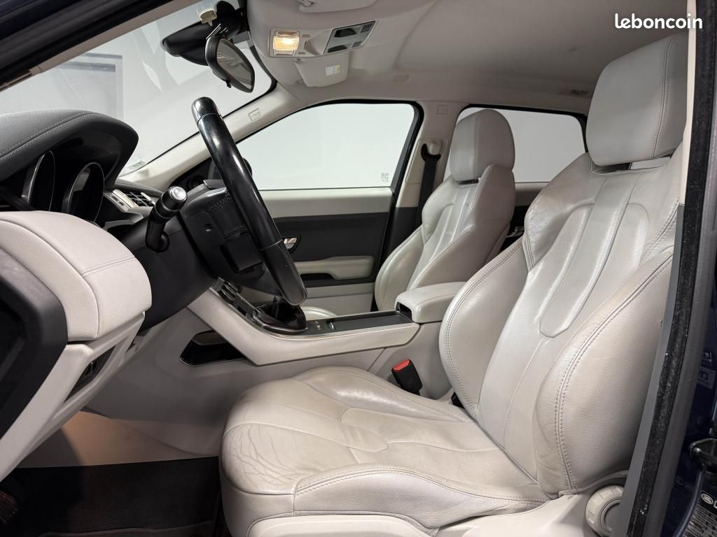 LAND ROVER RANGE ROVER EVOQUE 2.2 TD4 150 ch Dynamic (image 8)