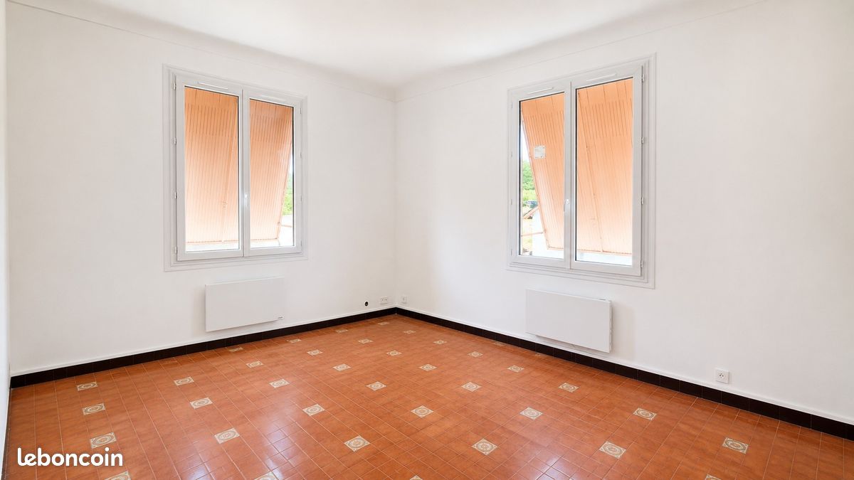 Appartement 2 pièces 75 m² · à Lourdes · 75 m² · 819 €