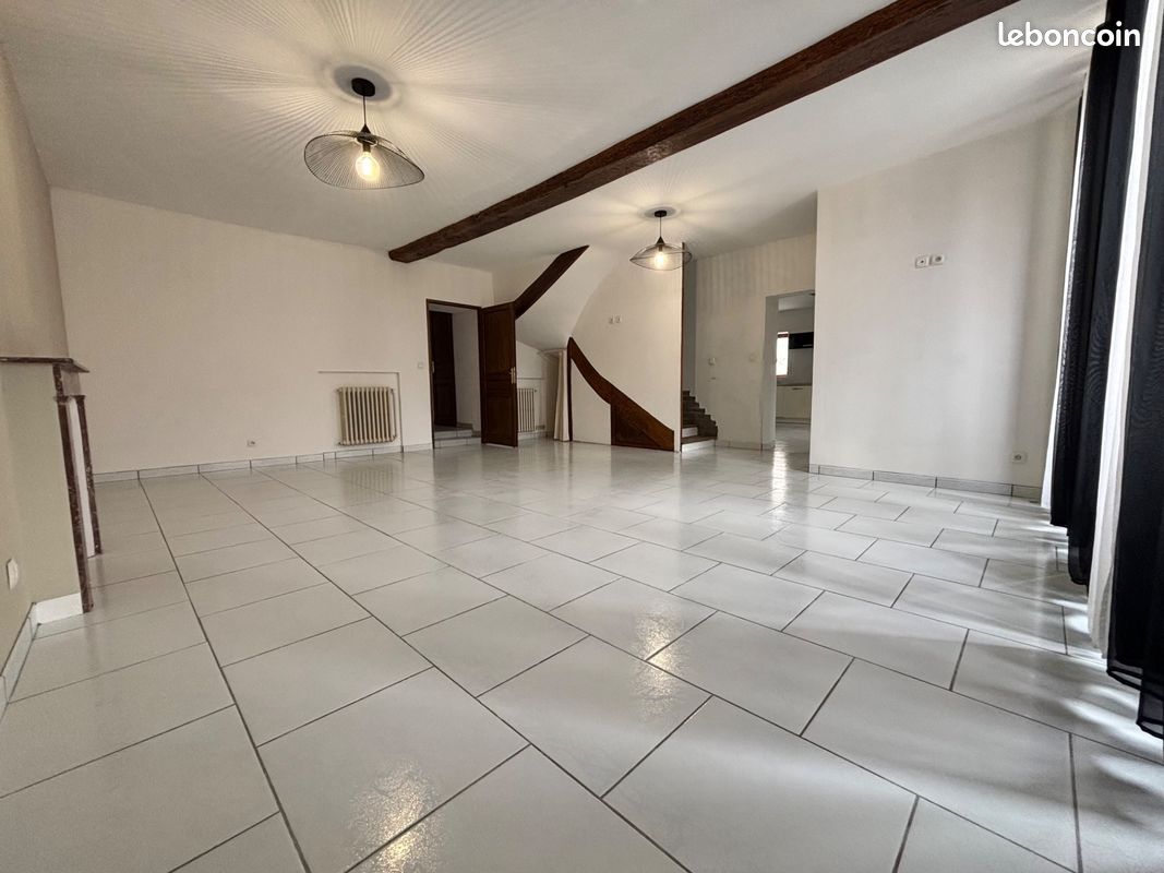 Maison 6 pièces 226 m² · à Patay · 226 m² · 249 999 €