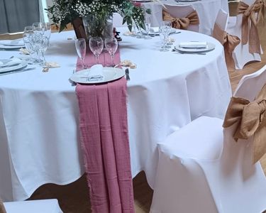 Habitat Chemin De Table En Lin - 40 X 140 Cm - Blanc Et Orange Est Un