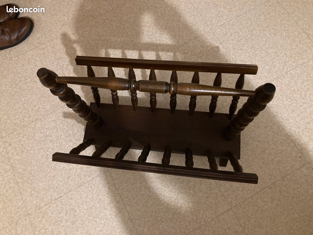 Porte revues en bois vintage (image 1)