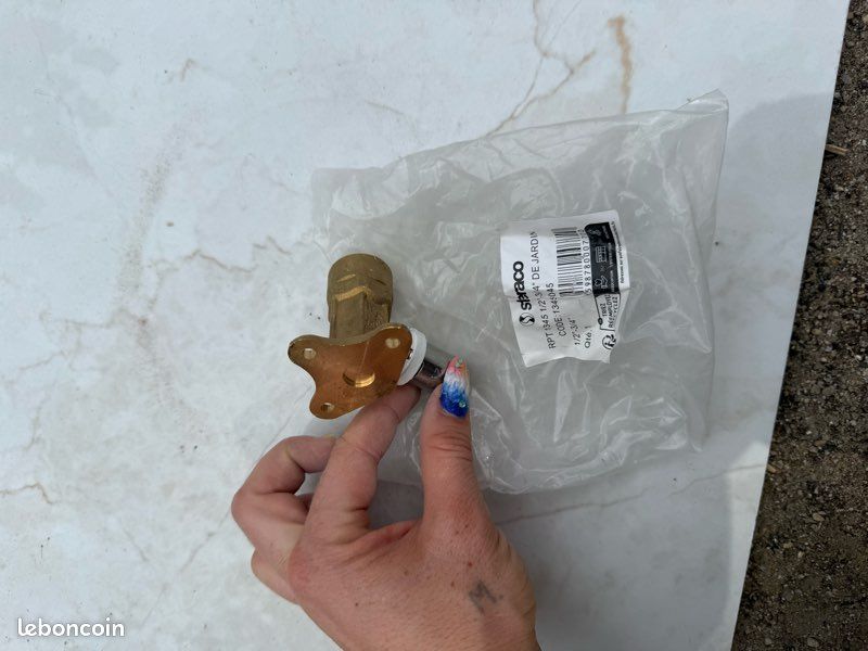 Sortie de cloison à sertir Ø16 x 1/2” F Steraco – Neuve (image 3)