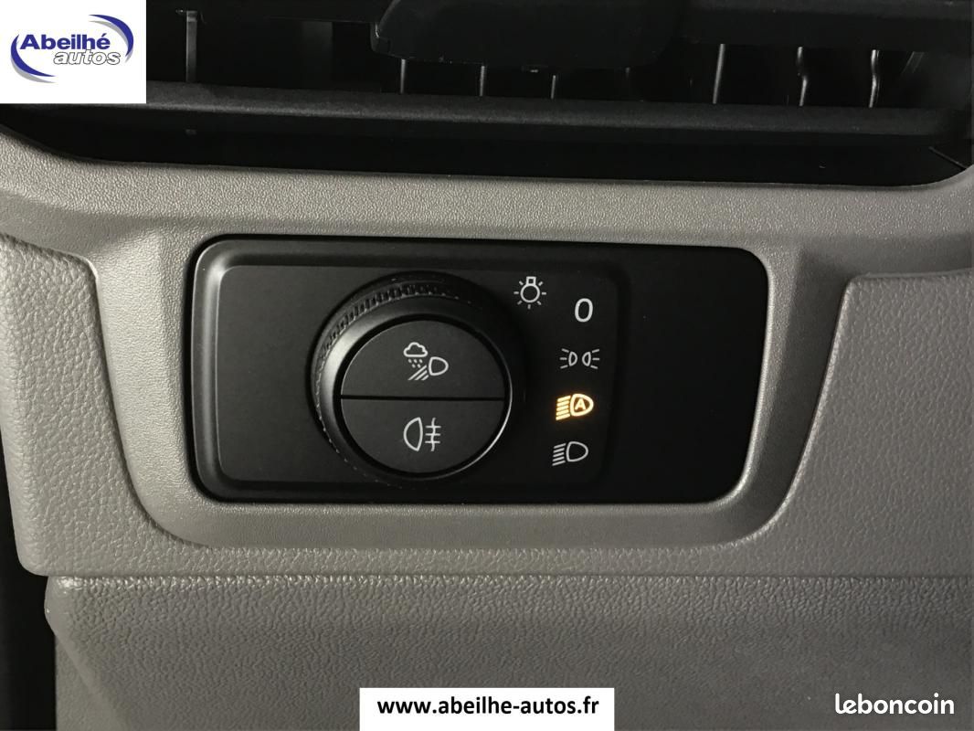 Volkswagen Transporter VAN T7 L2H1 BVA8 2.0 TDI 150 BUSINESS 3PL (image 22)