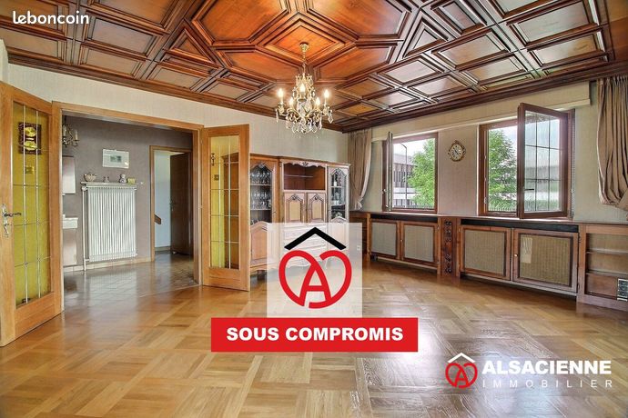 https://img.leboncoin.fr/api/v1/lbcpb1/images/bb/e7/aa/bbe7aa24bfaeab0c498a63c84b682952aec4fdf3.jpg?rule=ad-image