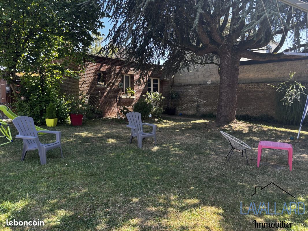 Maison 9 pièces 170 m² · à Dury · 170 m² · 372 000 €