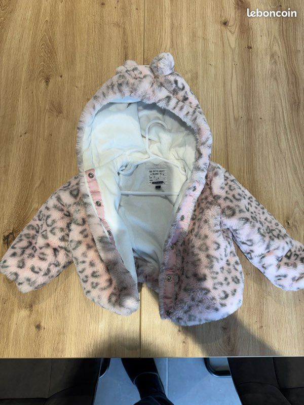 Manteau Fille Fausse Fourrure Rosalita - Taille 12 Ans - Très Bon état D'occasion