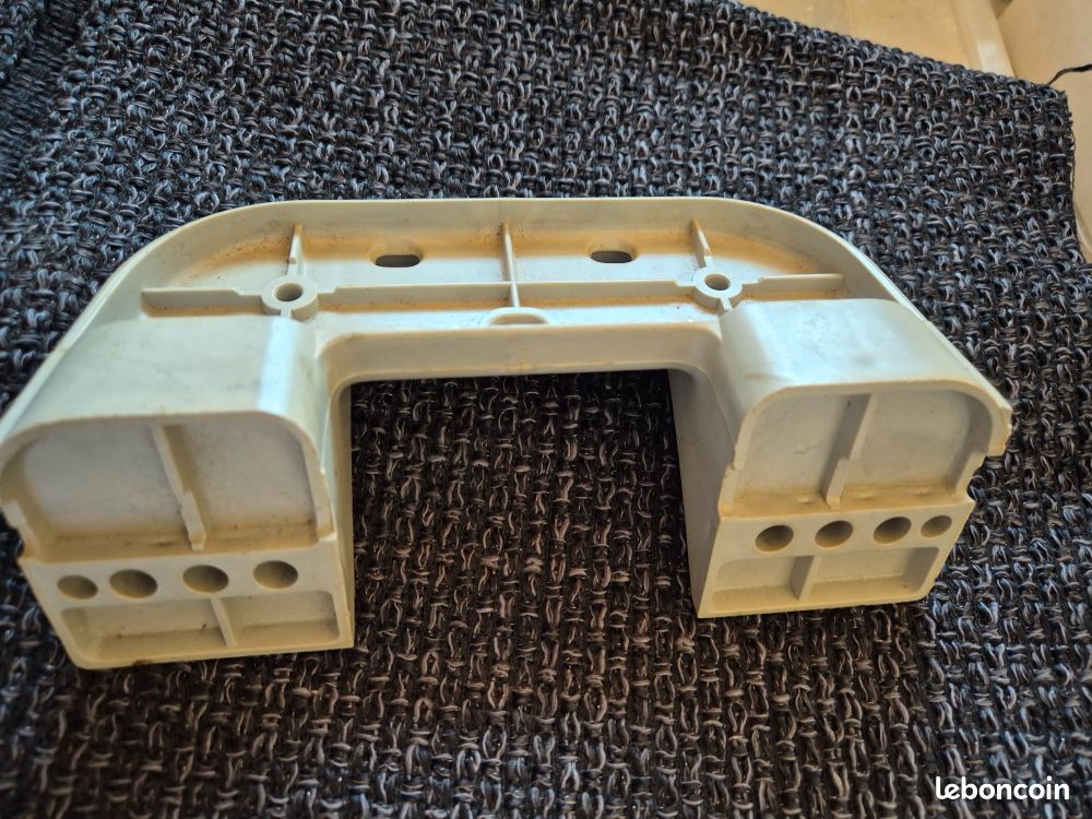 Accoudoir portière Peugeot 403 (image 2)