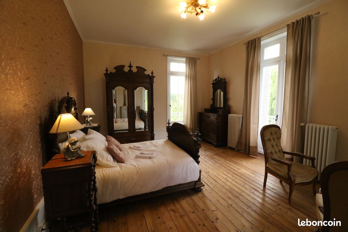 Grand Gîte avec piscine chauffée et couverte privée (Domaine de Champ rose) (image 9)