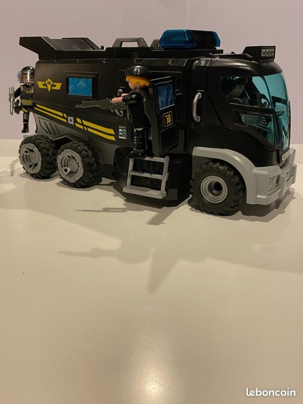 Camion d’intervention- playmobil POLICE (image 1)