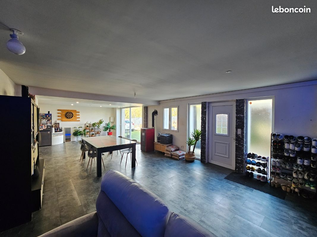 Maison 5 pièces 180 m² · à Sajas · 180 m² · 230 000 €