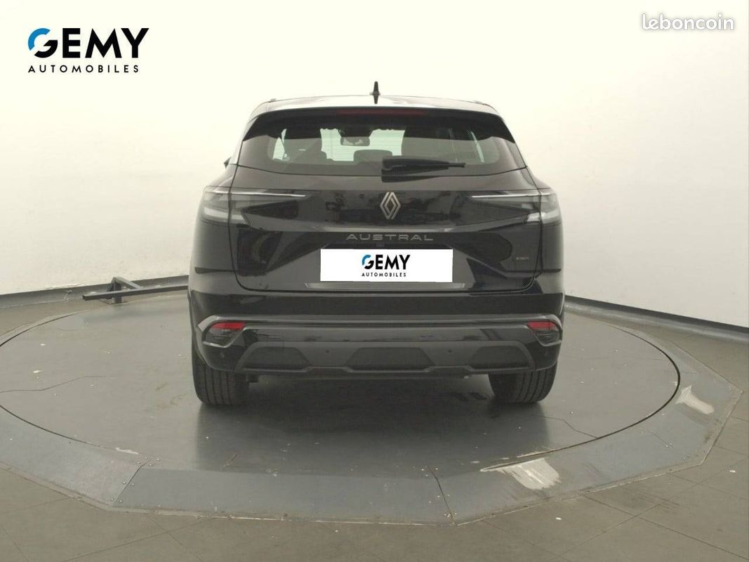 RENAULT Austral full hybrid E-Tech 200 ch Evolution (image 5)