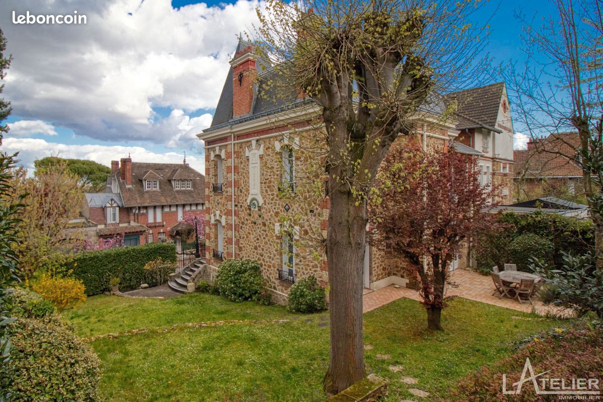 Maison 9 pièces 195 m² · à Saint-Cloud · 195 m² · 1 850 000 €