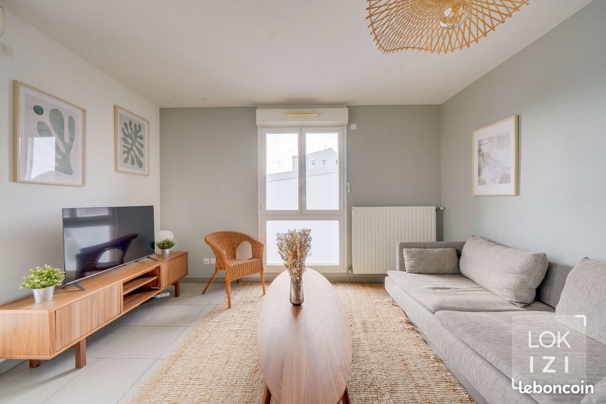 Appartement 2 pièces 23 m² - Bordeaux 33300 (image principale 0)