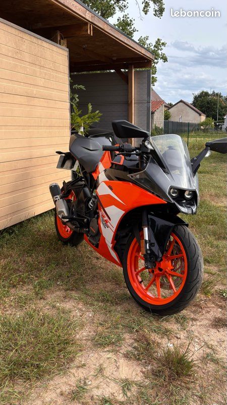 Ktm rc 125 (image 1)