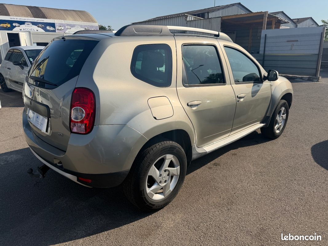 DACIA DUSTER 1.5 dCi 110 4x2 Lauréate (image 4)
