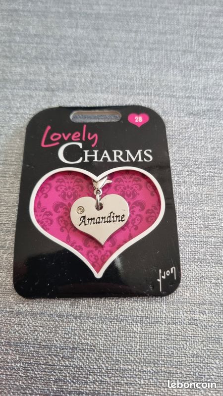 Amandine Lovely charms (image 1)
