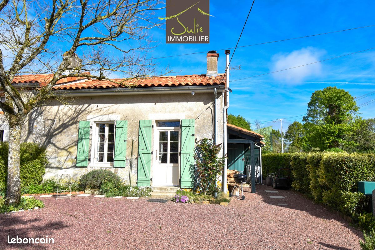Maison 2 pièces 53 m² · à Moncoutant-sur-Sèvre · 53 m² · 79 000 €
