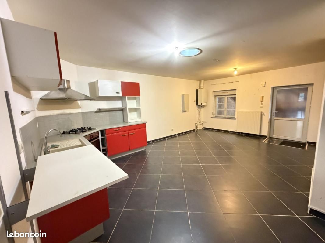 Appartement 2 pièces 52 m² · à Pont-de-Vaux · 52 m² · 70 000 €