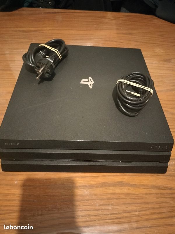 PS4 pro 1TO (image 2)