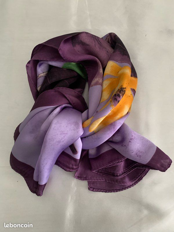 Echarpes Et Foulards De Soie - Femme I Maison Brochier Soieries