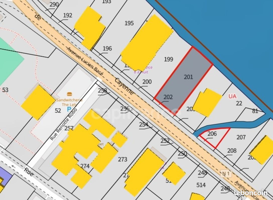 Terrain 1 001 m² Macouria · 90 000 €
