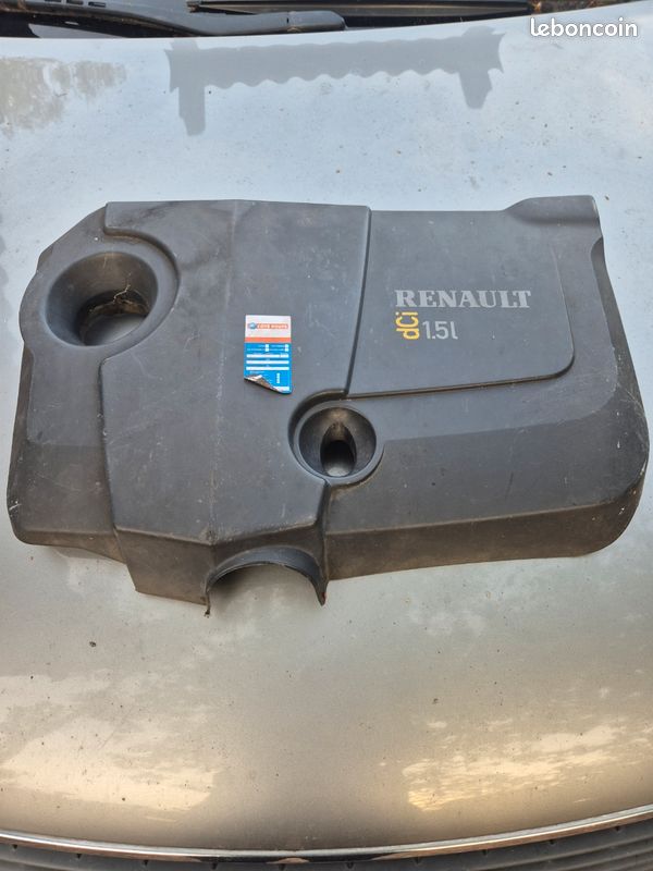 Cache moteur Renault (image 1)