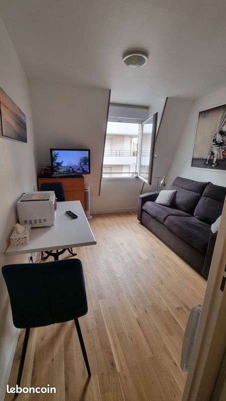 Appartement 1 pièce 17 m² · à Montrouge · 17 m² · 895 €