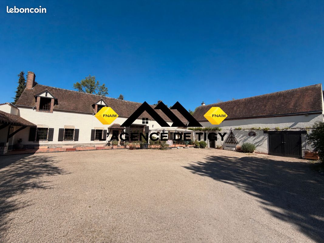 Maison 7 pièces 279 m² · à Bray-Saint-Aignan · 279 m² · 378 000 €