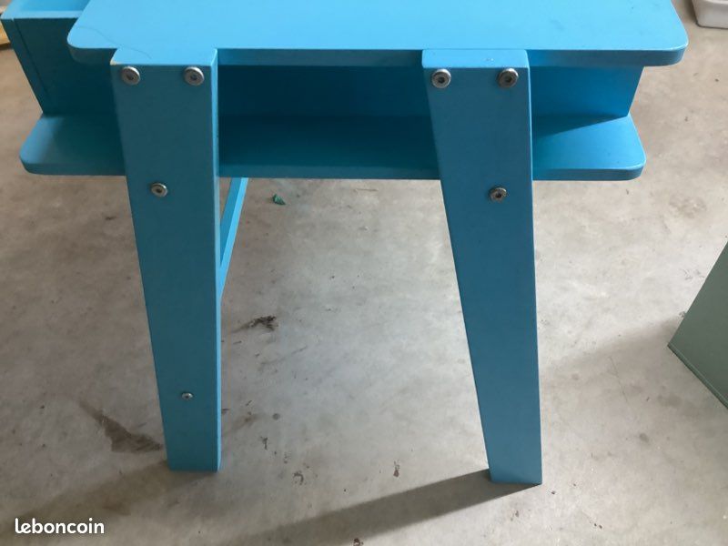 Bureau enfant à retaper (image 3)