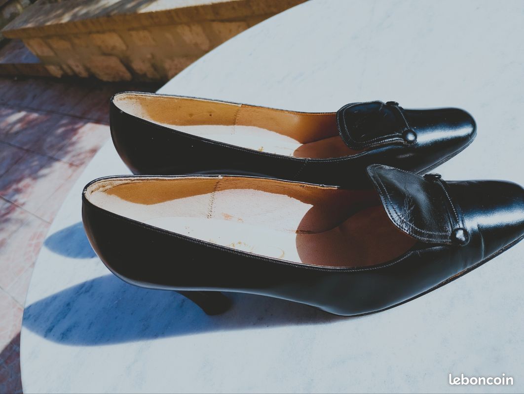 Escarpins Lady Sara Tout Cuir Vintage 1980 - Taille 37.5 - Neufs Sans Emballage
