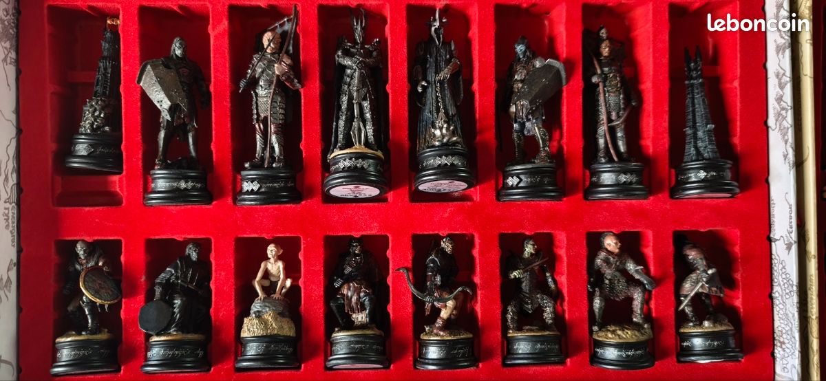 Jeux collector d'échec, seigneur des anneaux au complet neuf (image 13)