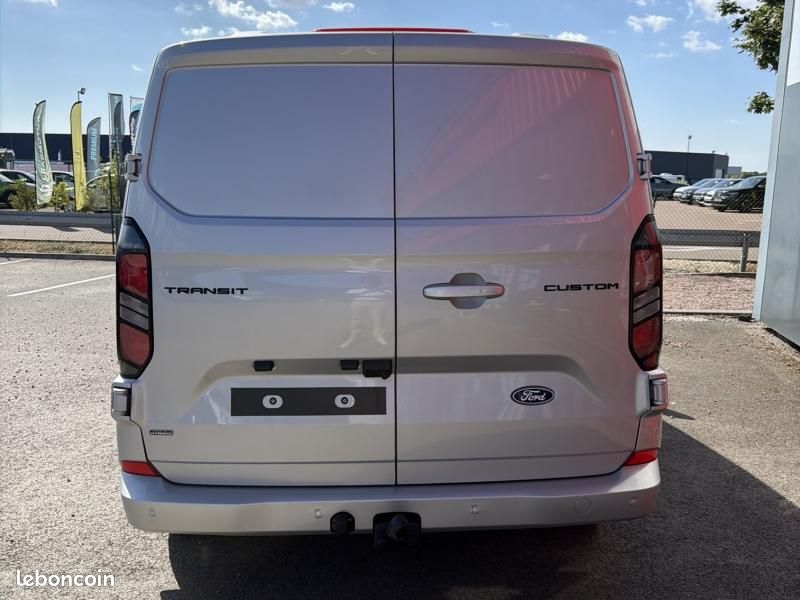 Ford Transit Custom Fg 320 L1H1 2.5 Duratec 232ch Hybride rechargeable Limited CVT (image 6)