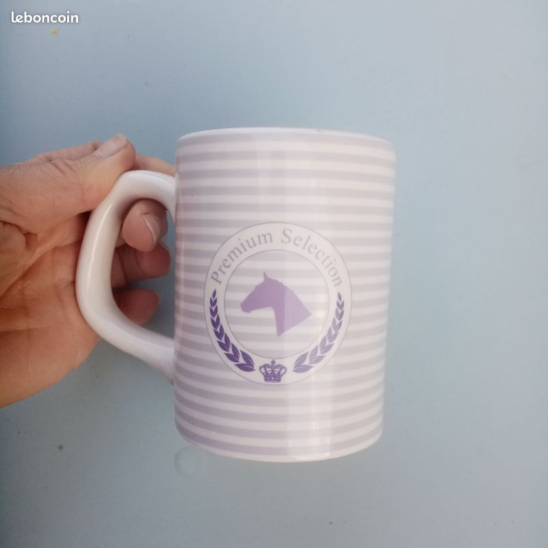 Mug (image 1)