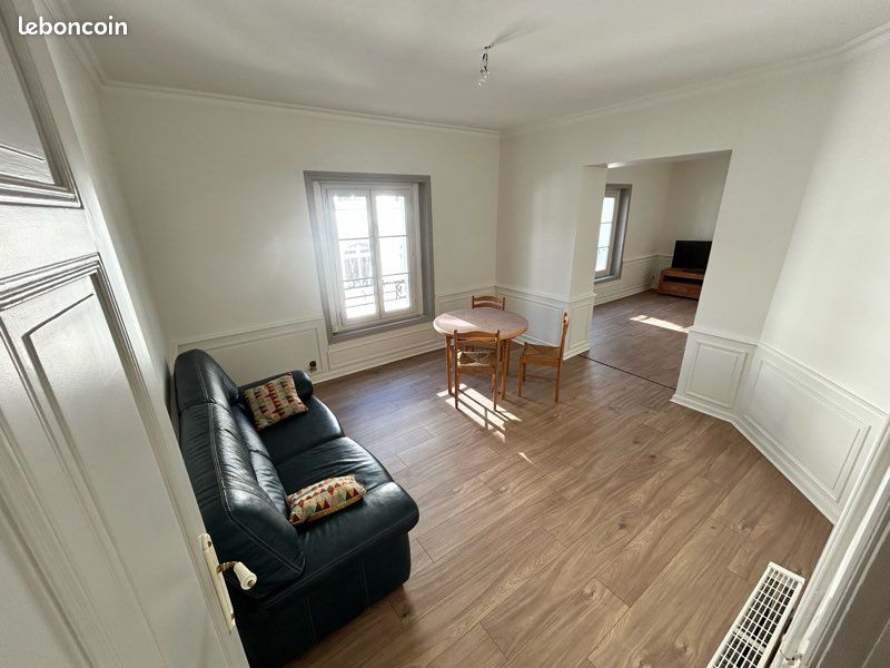 Appartement 5 pièces 111 m² · à Quimper · 111 m² · 1 200 €